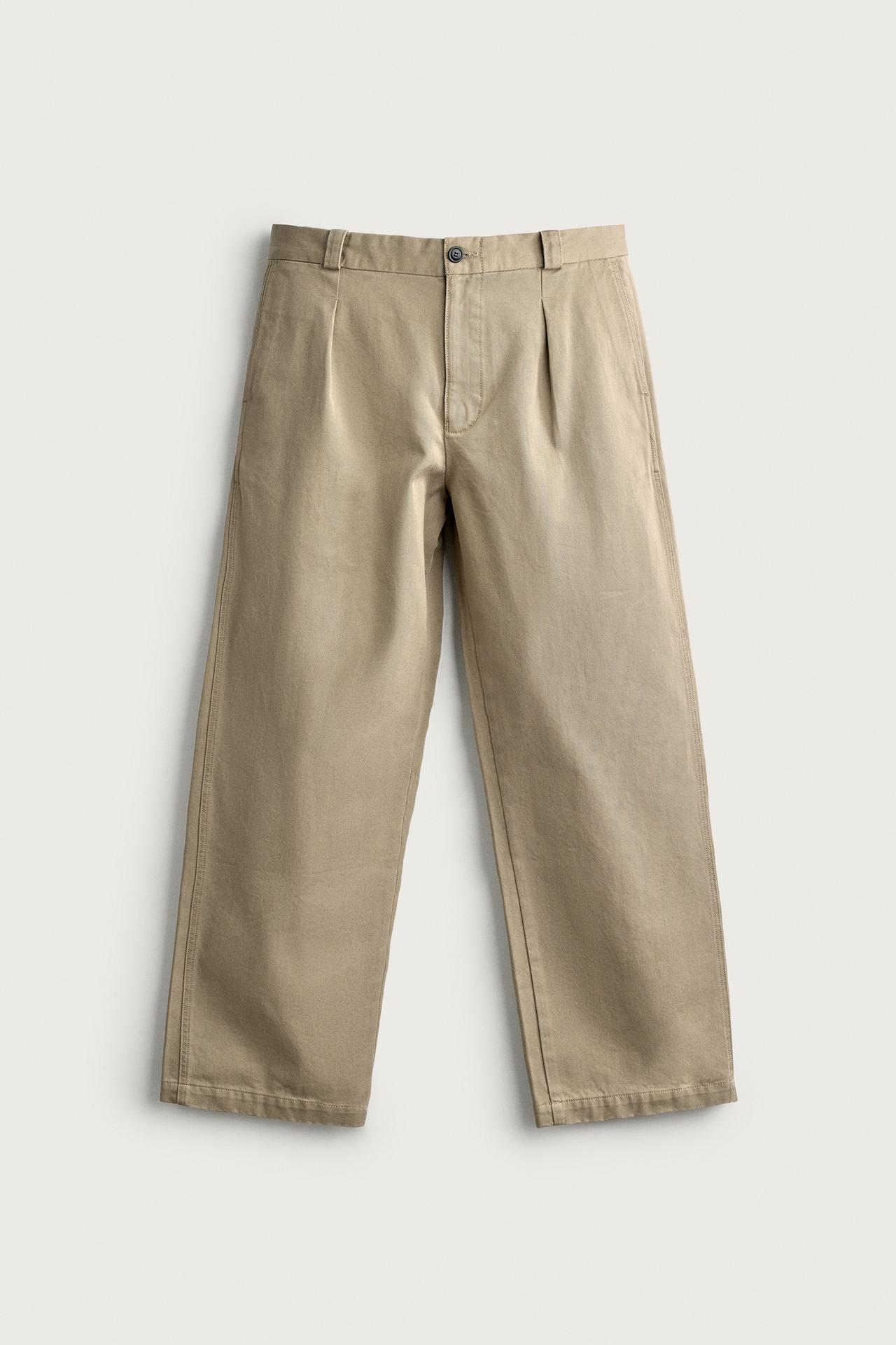 PLEATED STRAIGHT-FIT CHINO PANTS — Taupe gray
