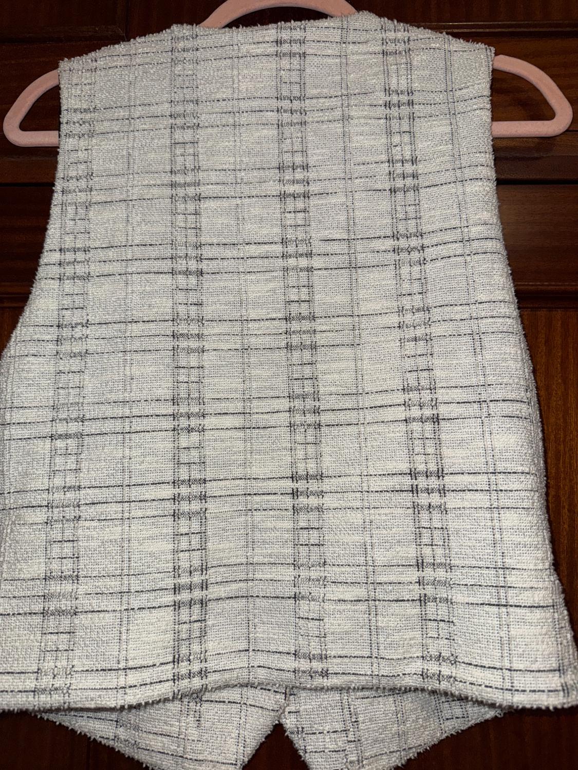 TEXTURED JACQUARD BUTTONED WAISTCOAT - Image 2