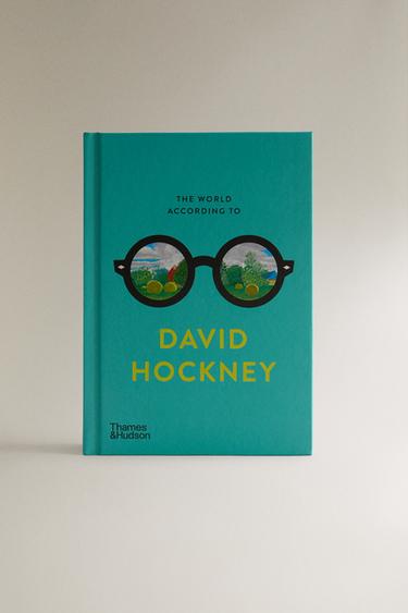 THE WORLD ACCORDING TO DAVID HOCKNEY BOG (ENGELSK) - blå/sort fra Zara - Billede 0