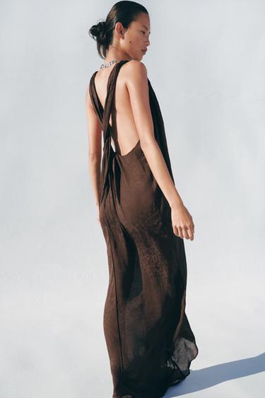 VESTIDO MIDI JACQUARD ZW COLLECTION - Chocolate de Zara