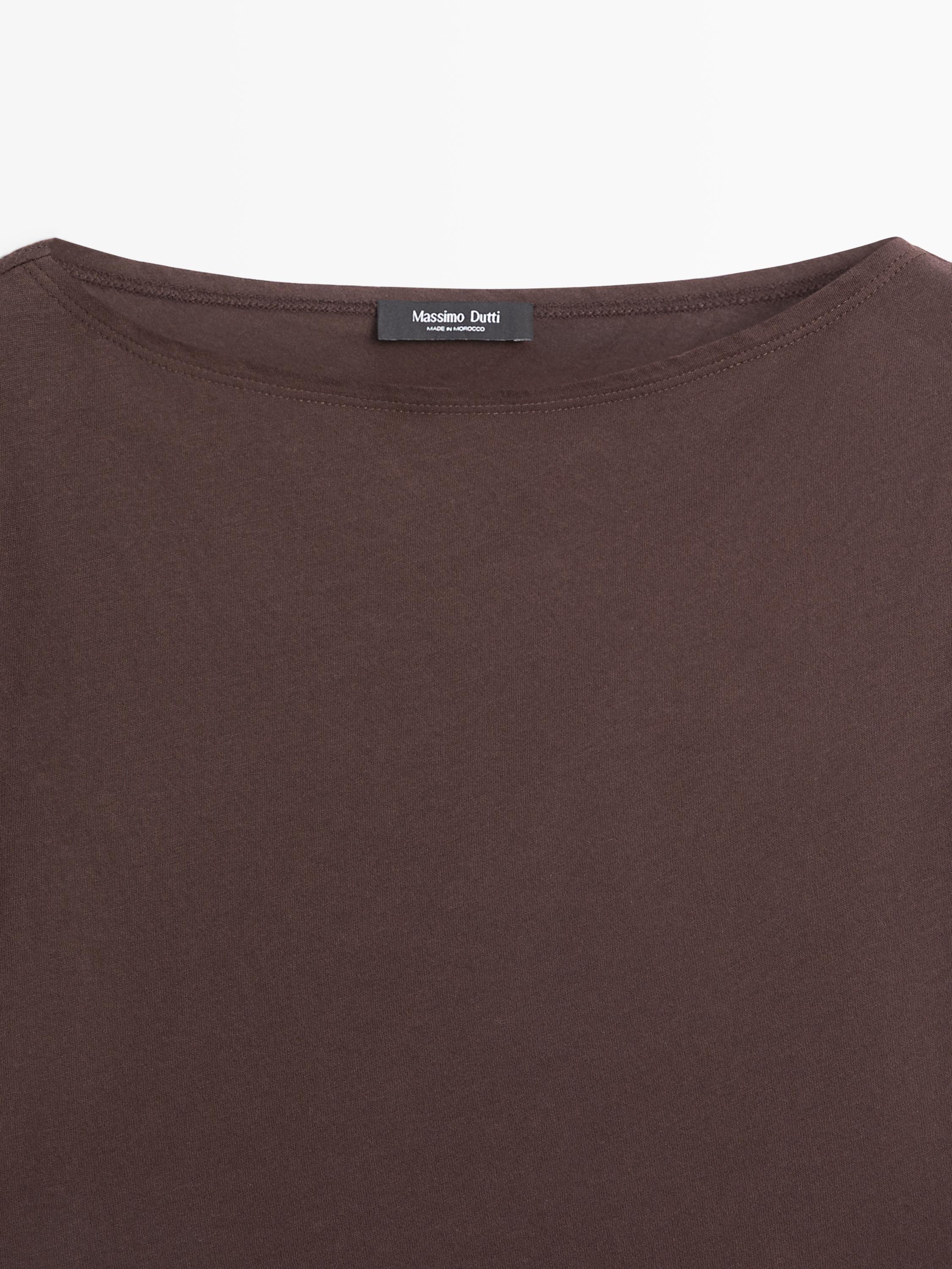100% cotton boat neck T-shirt