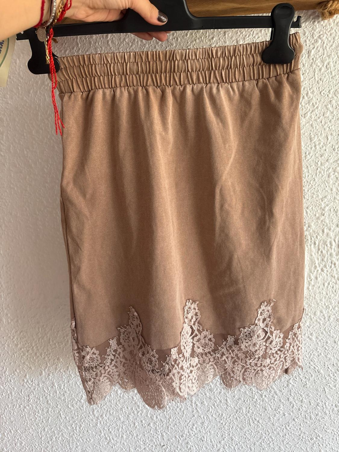 WASHED-EFFECT SKIRT WITH LACE - Image 2