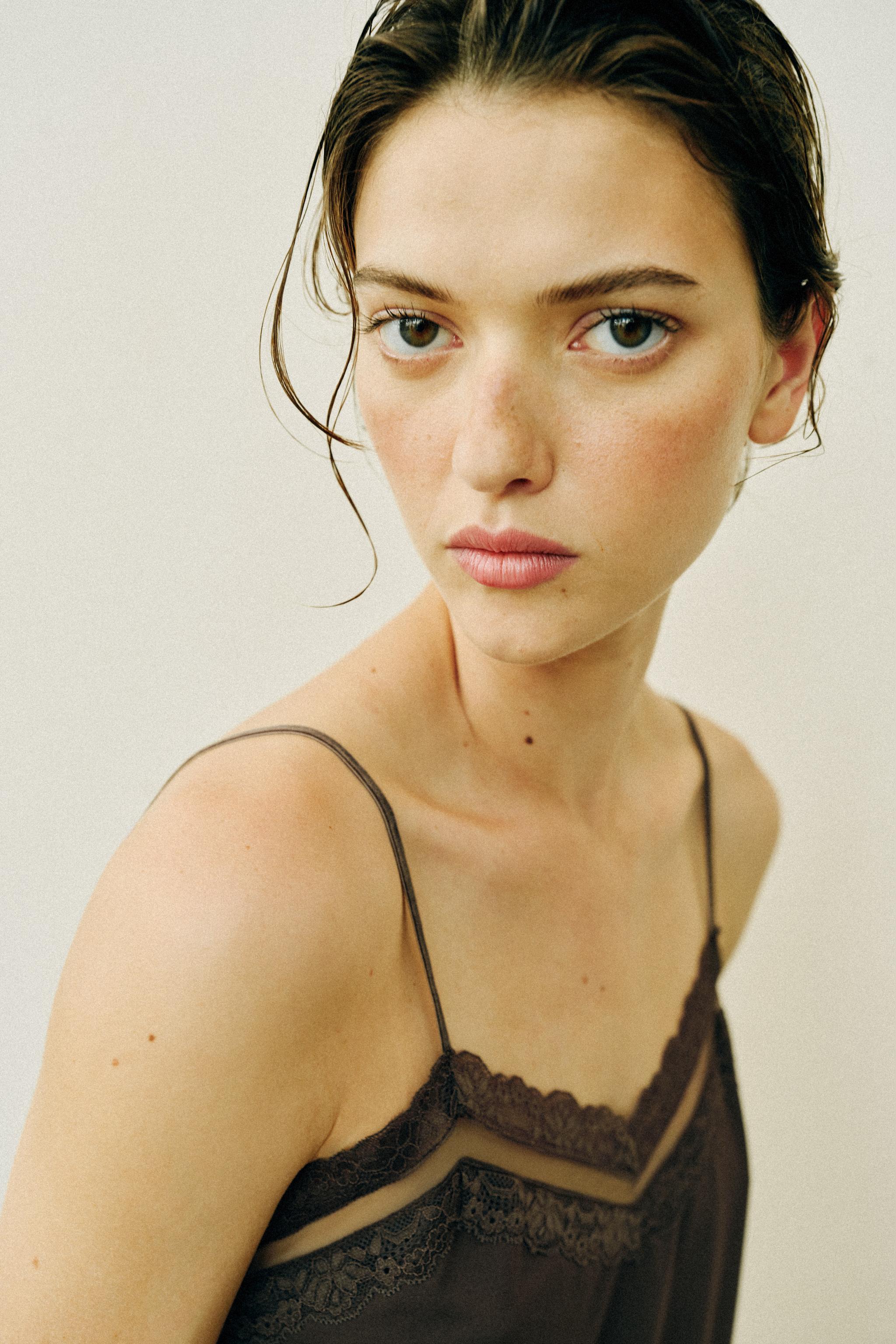 LACE CAMISOLE TOP - Dark brown | ZARA United States