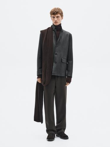 Blazer en cuir nappa - LIMITED - Noir de Zara - Image 0