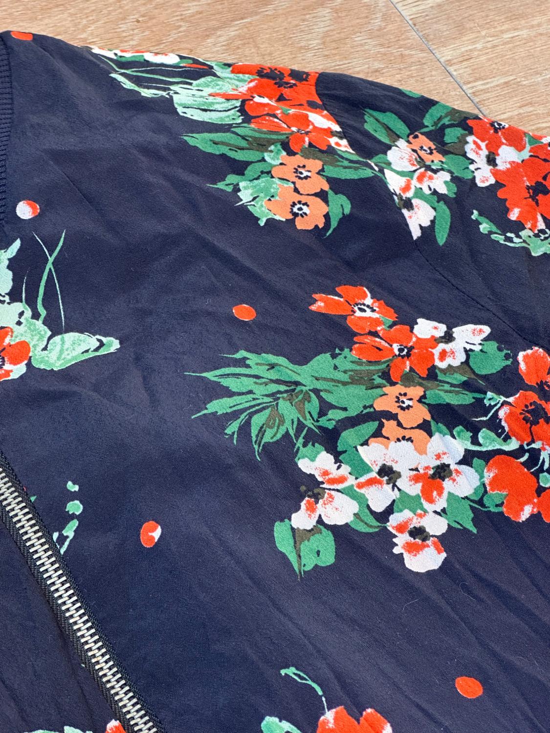 NAVY FLORAL BOMBER JACKET - Image 5