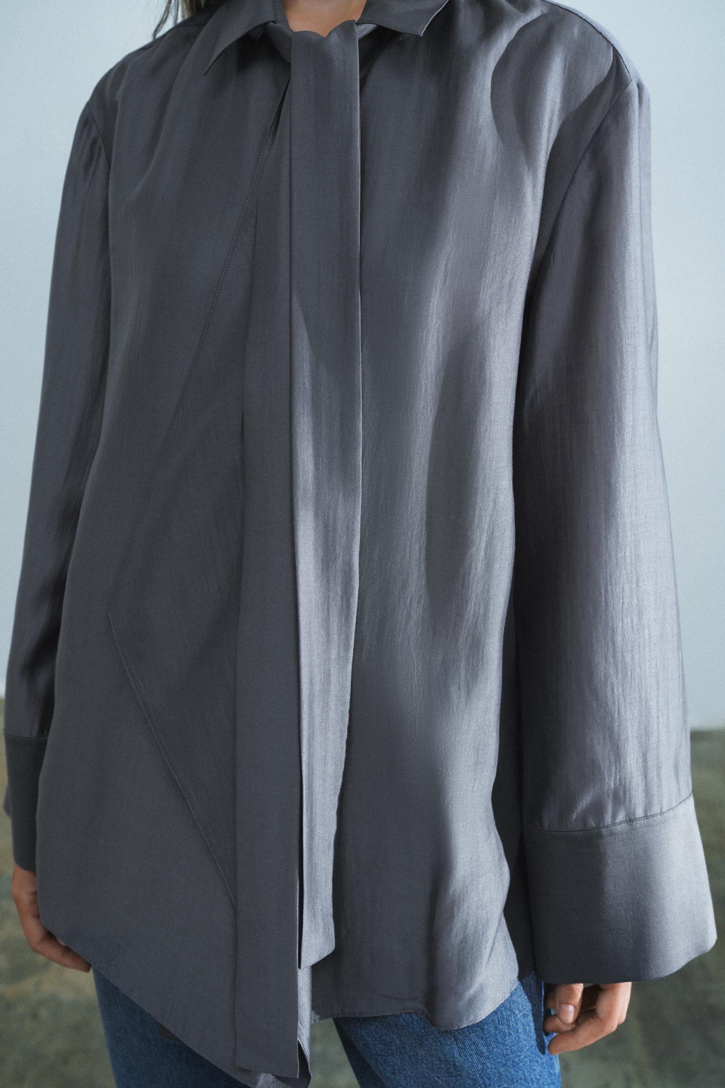Женская рубашка Zara ZW Collection Flowy Bow, цвет: Тёмный серый — фото 4