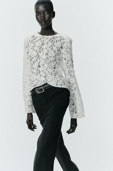Zara SHOULDER PAD LACE TOP - Oyster-white