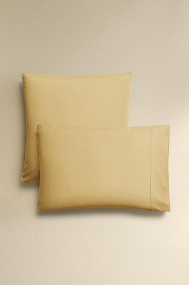 SATEEN PILLOWCASE WITH TRIM (300 THREAD COUNT) - Pastel yellow by Zara