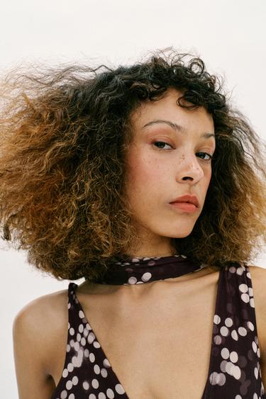 فستان طويل من التول المنقط - بني / خام by Zara