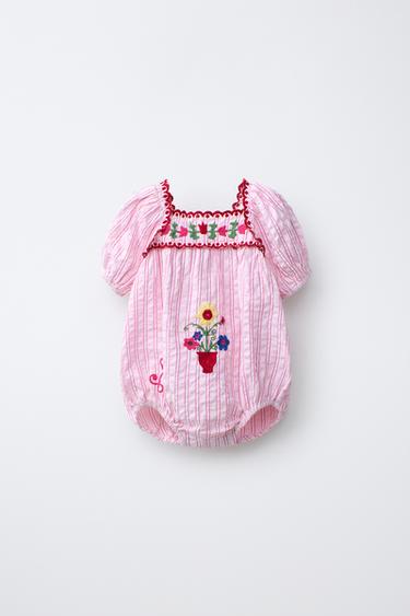 PELELE RAYAS Y BORDADOS SISSEL EDELBO X ZARA KIDS - Rosa de Zara