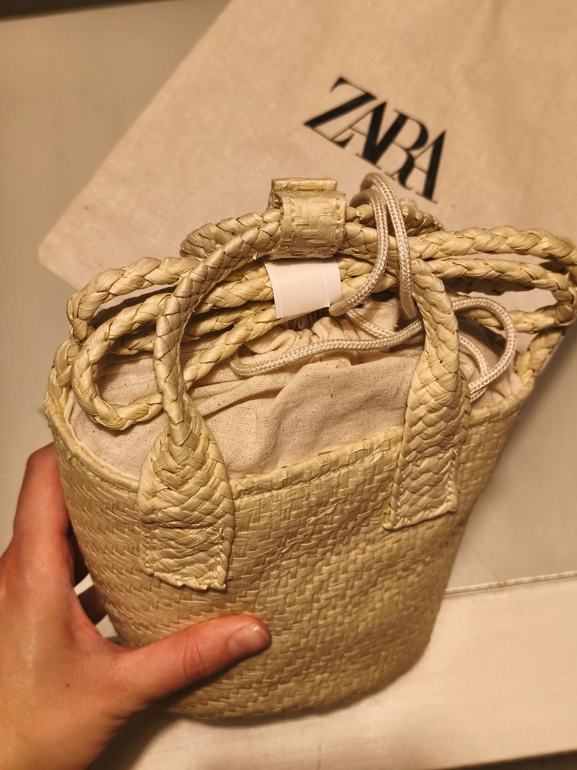 CHERRY PRINT MINI RAFFIA CROSSBODY BAG - Image 4