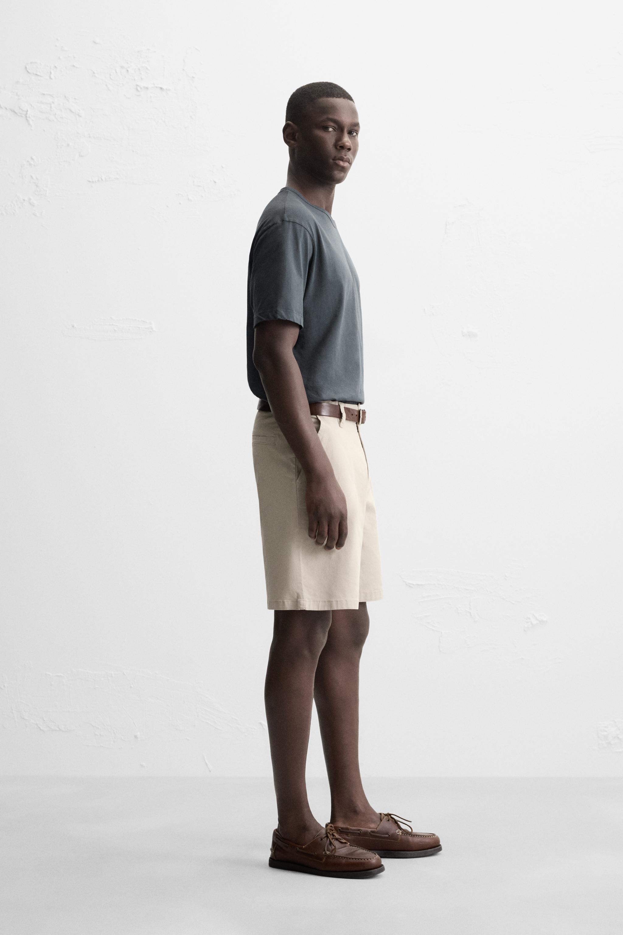 BASIC LIGHTWEIGHT T-SHIRT