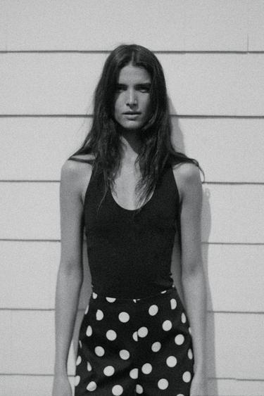CAMISETA HALTER - Negro de Zara