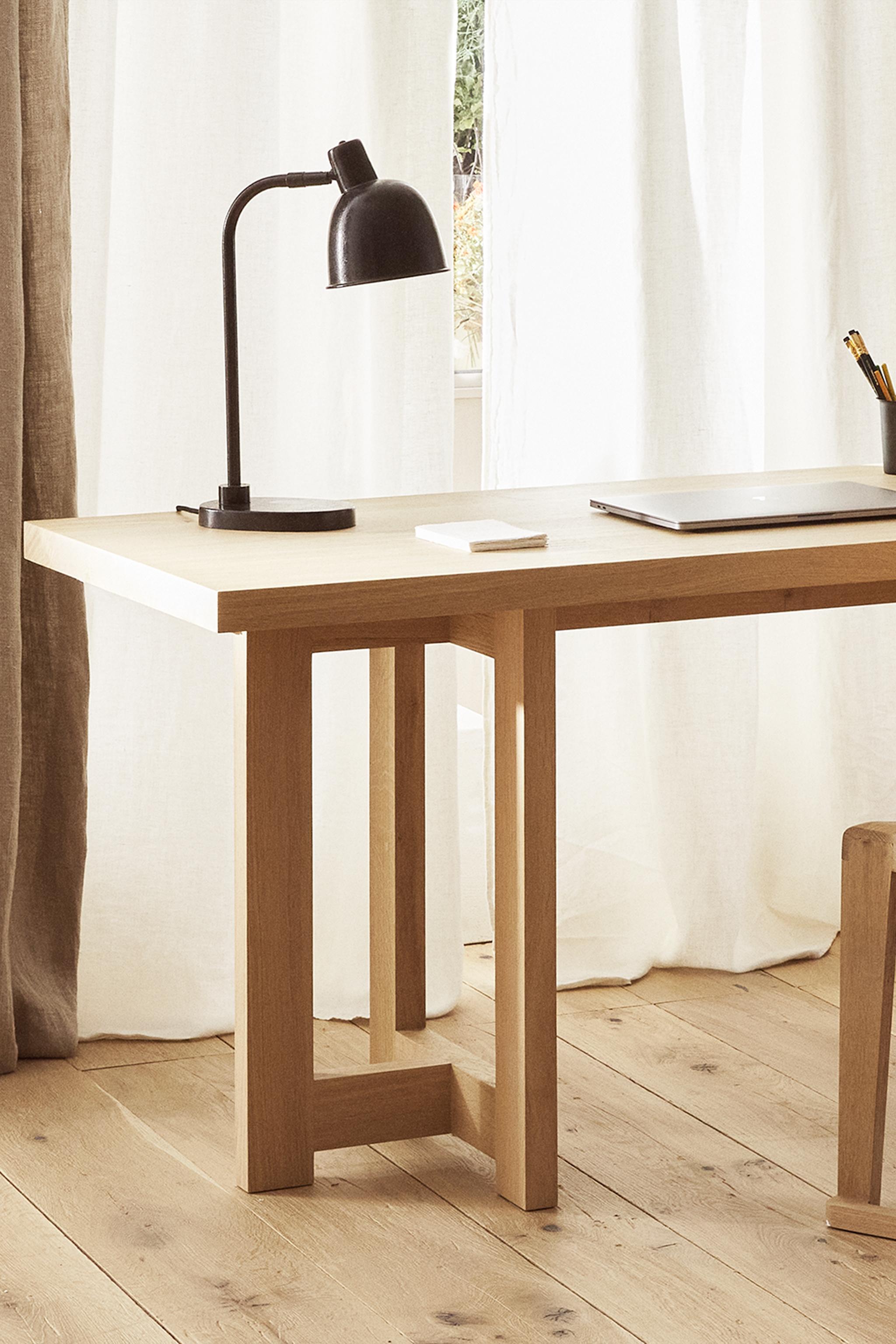 DESK 01 - ライトベージュ | ZARA Japan / 日本