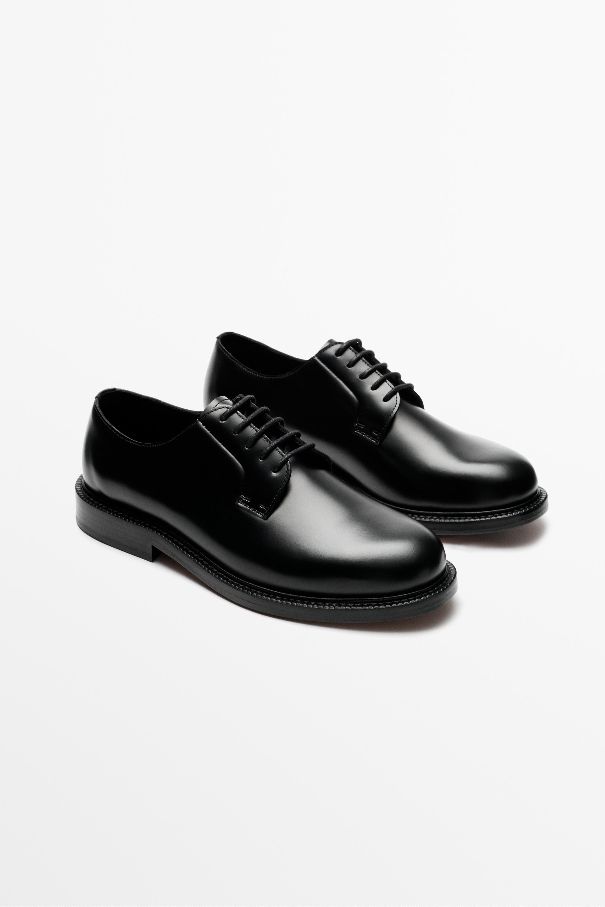 Leather dress blucher shoe