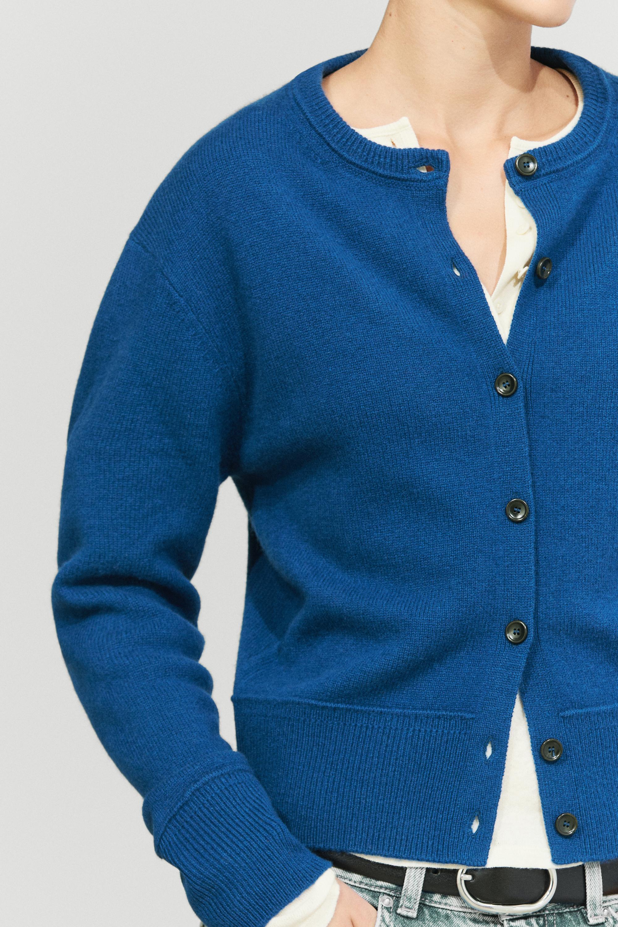 100% Wool Short Knit Cardigan