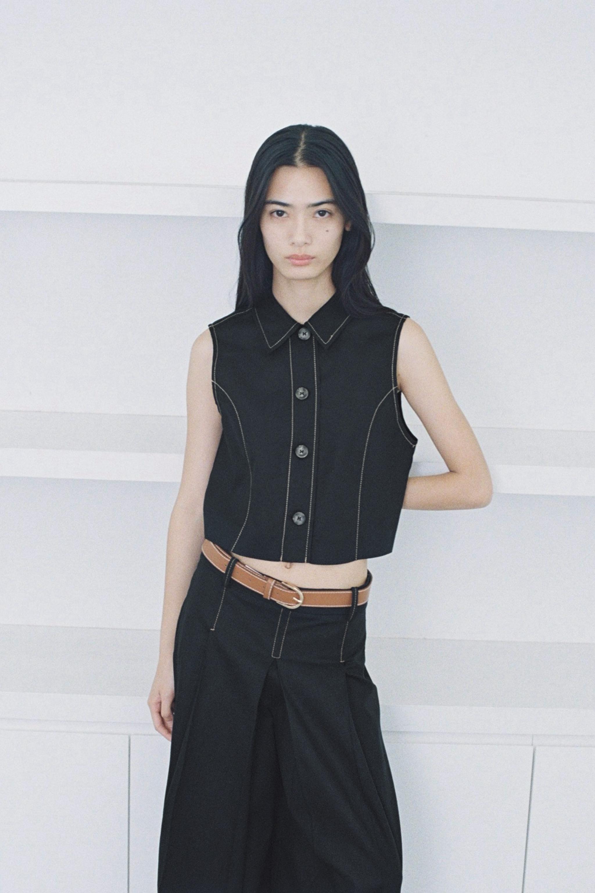 コントラストステッチ入りストレートベスト - ブラック | ZARA