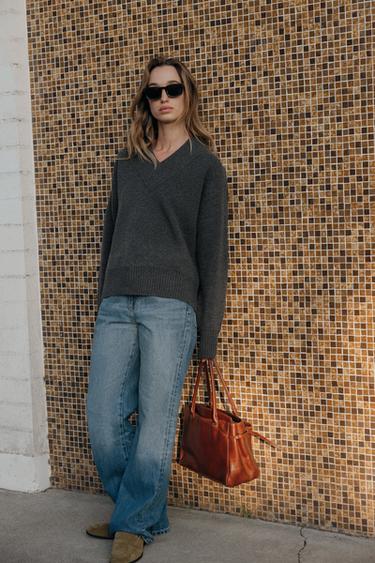 STITCHED SPLIT SUEDE LOAFERS - Dark tan by Zara