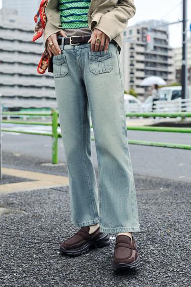 TRF LOW-RISE POCKET JEANS - Light blue by Zara