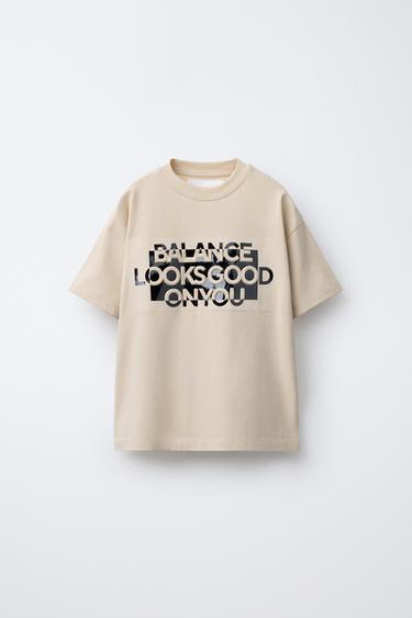 CAMISETA TEXTO RELIEVE - Arena de Zara - Imagen 0