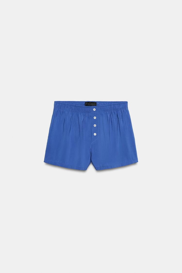 FLOWING SHORTS WITH BUTTONS