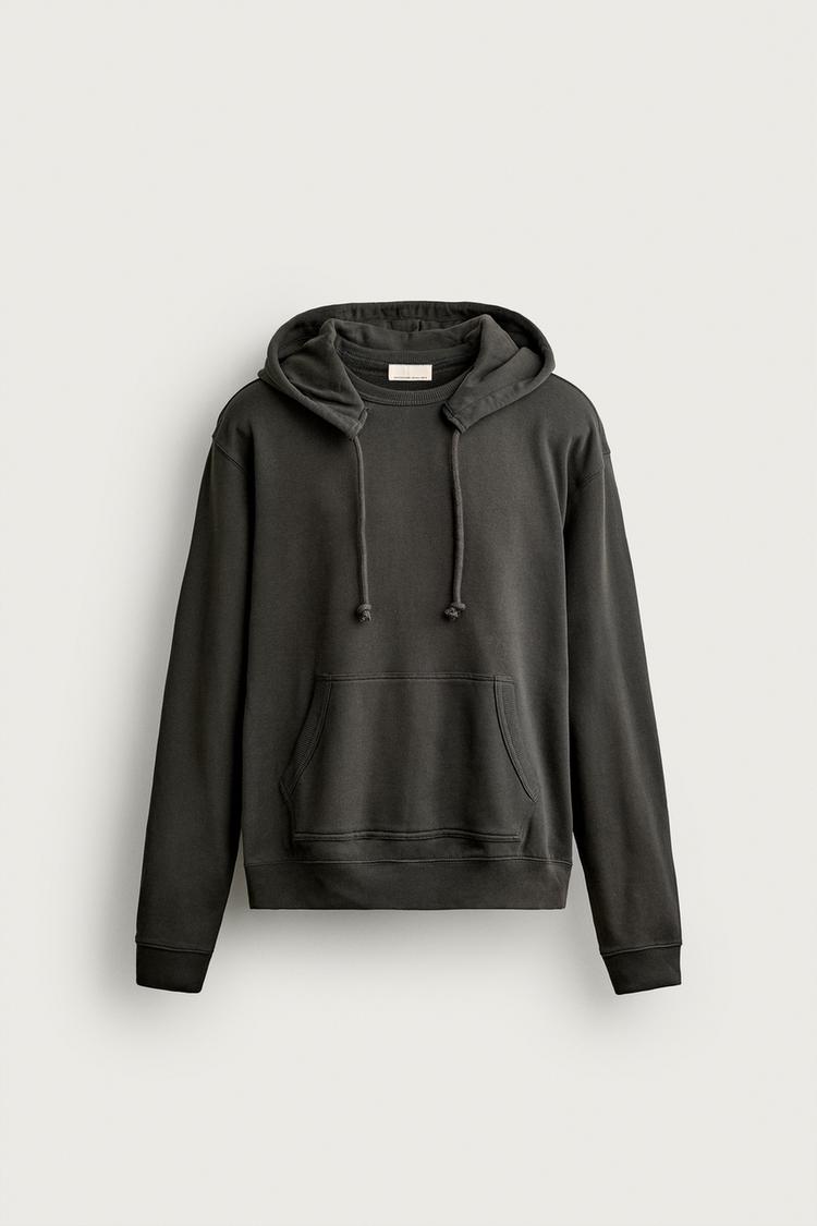 Sudadera con capucha de cuello redondo 7