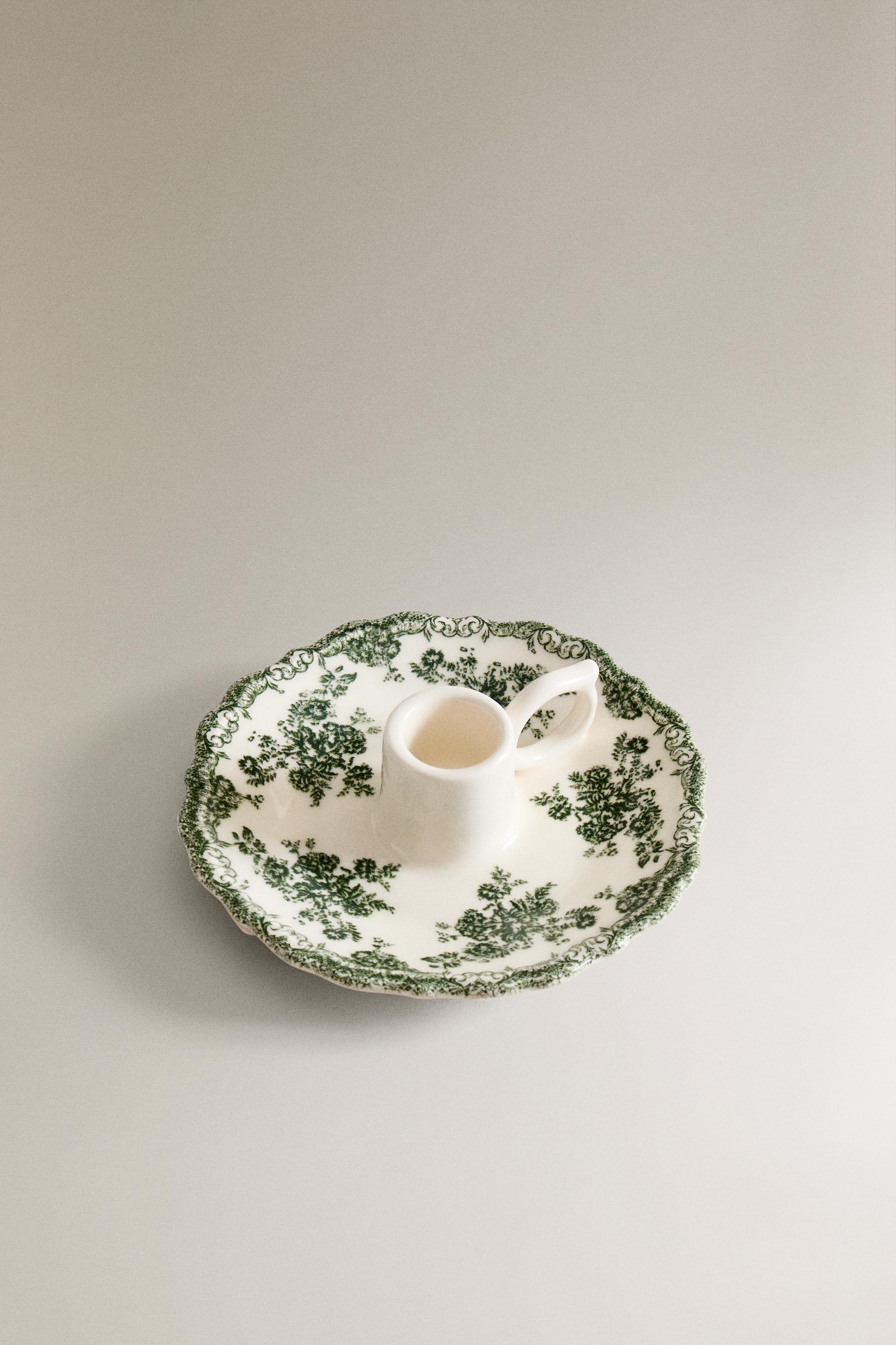 FLORAL EARTHENWARE CANDLEHOLDER — Dark olive