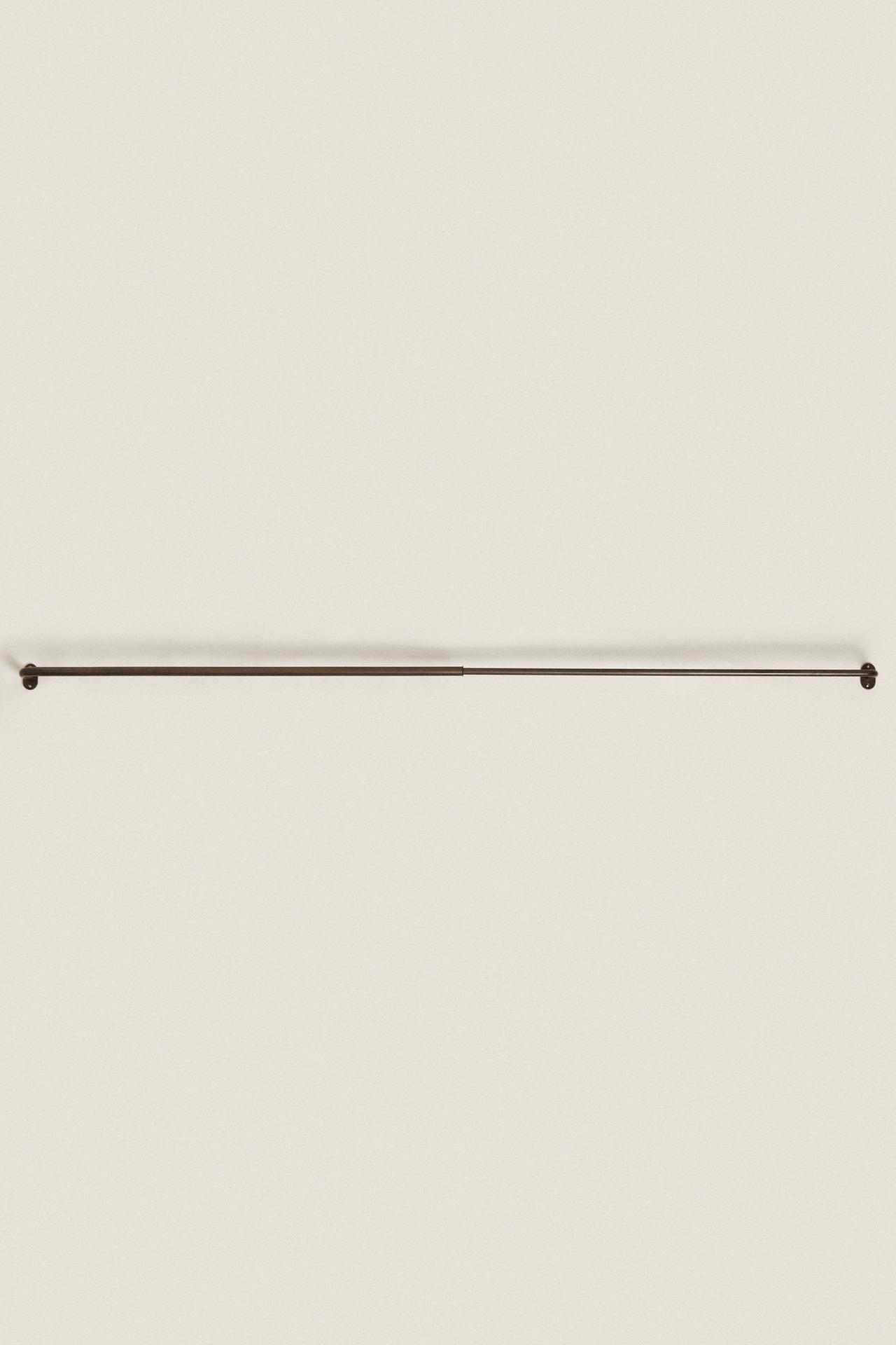 EXTENSIBLE METAL CURTAIN ROD — Black