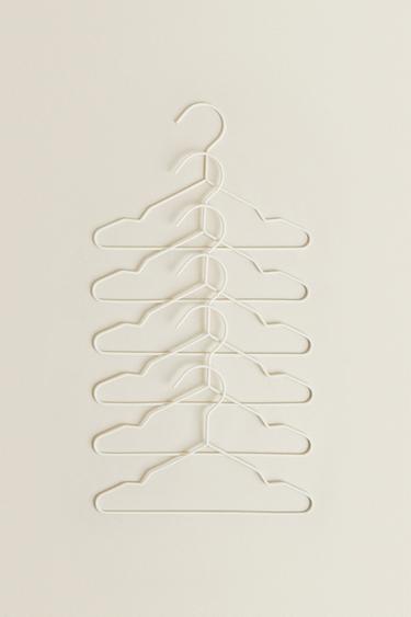 PACK OF RUBBERISED BABY HANGERS (PACK OF 6) - Oyster-white by Zara