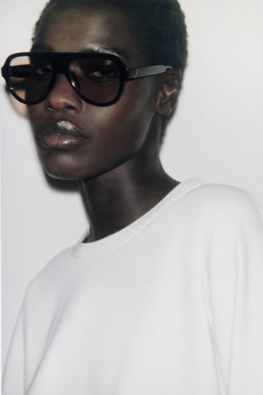 تيشرت بأكمام كاب - أبيض الخاص بـ Zara