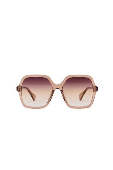 Front view of pink square sunglasses with gradient polarised lenses. UV/UVA 400 protection. Category 2.