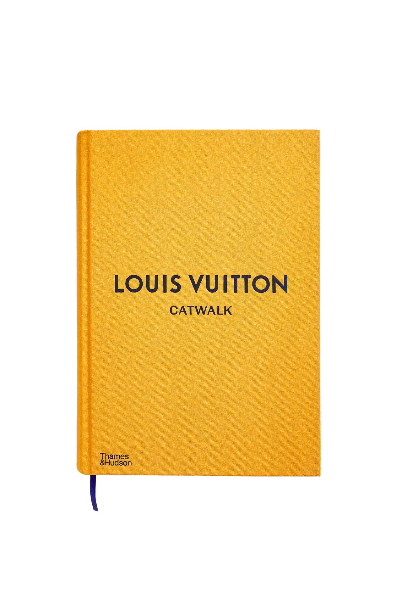 КНИГА LOUIS VUITTON CATWALK (НА АНГЛИЙСКОМ ЯЗЫКЕ)