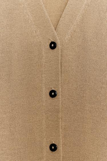 TOP GILET EN MAILLE UNIE - Marron clair de Zara - Image 6