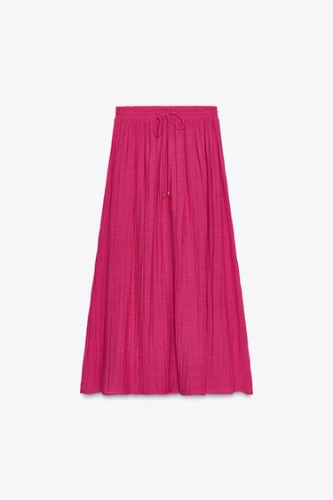 تنورة ميدي بطبعة مشمعة - قرمزي الخاص بـ Zara