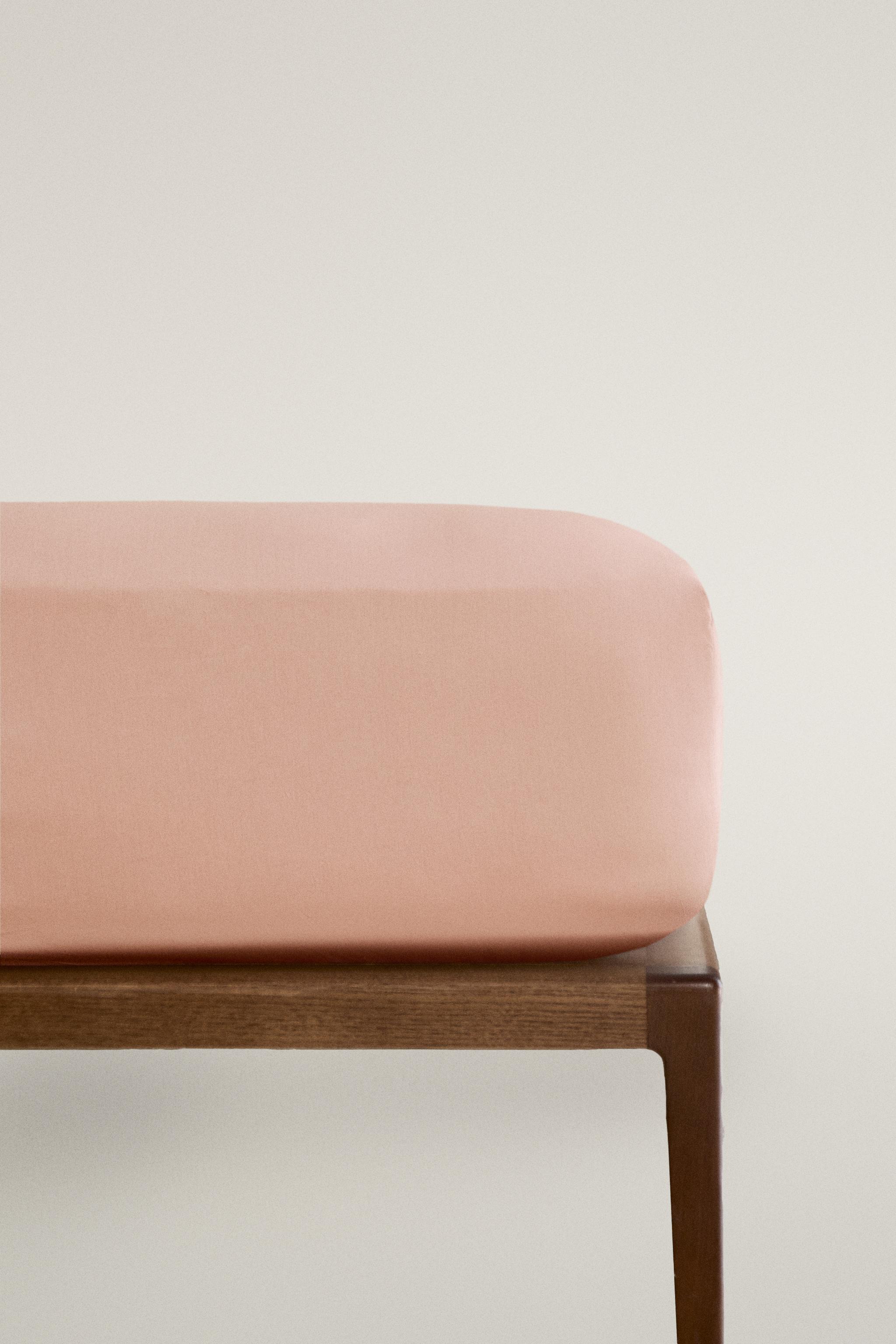 SATEEN FITTED SHEET | 30 CM HIGH (300 THREAD COUNT) — Pale pink