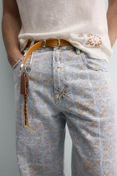 GEOMETRIC PRINT RELAXED FIT JEANS - Light blue by Zara - Image 4