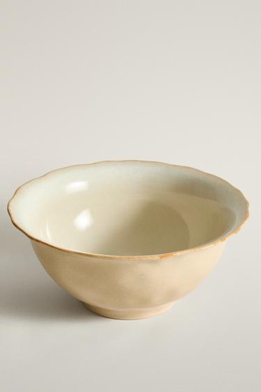 IRREGULAR EDGE STONEWARE SALAD BOWL — Cream 2