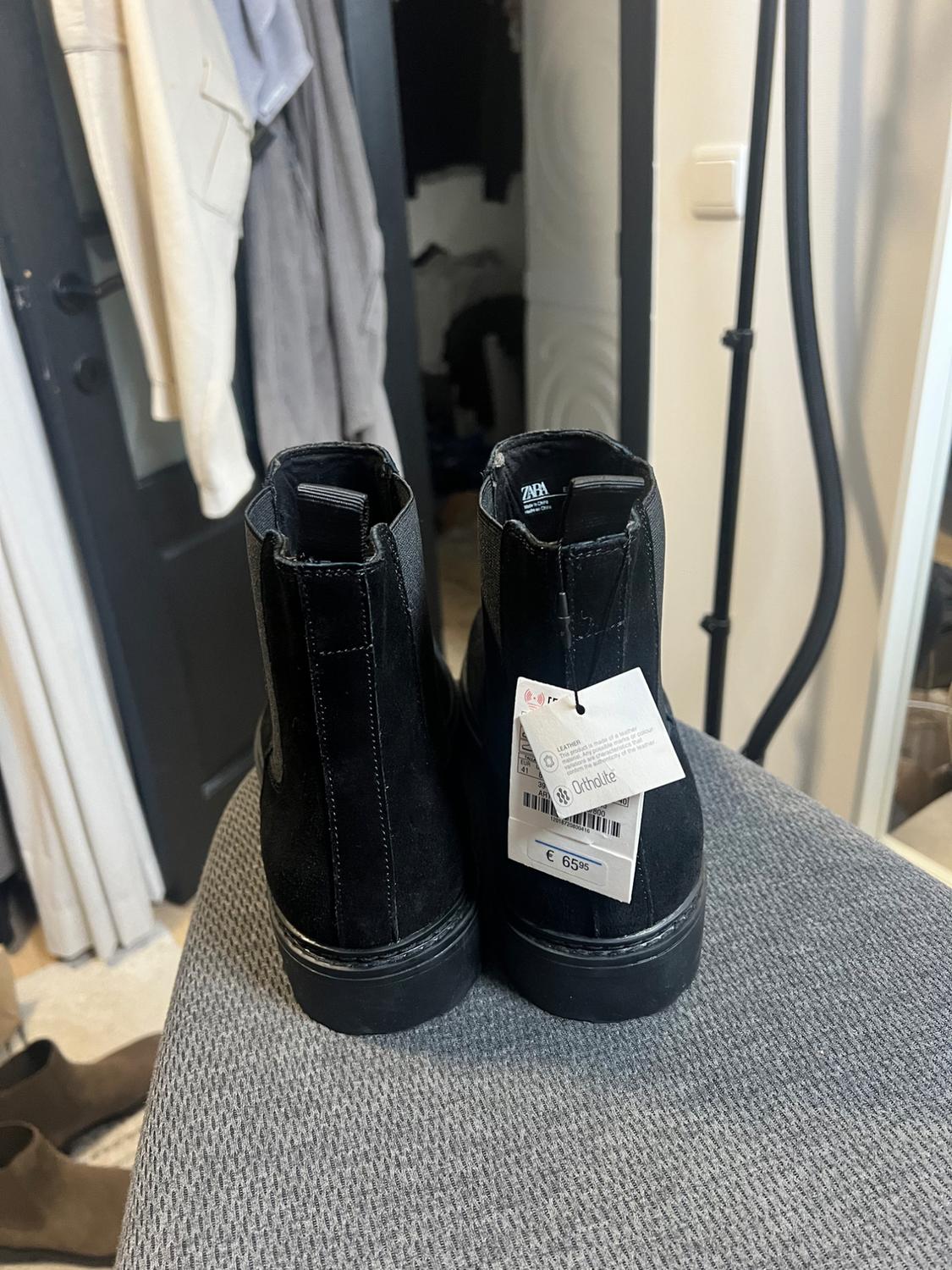 LEATHER CHELSEA BOOTS - Image 3