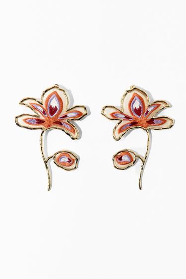 PENDIENTES FLOR BORDADA - Dorado de Zara