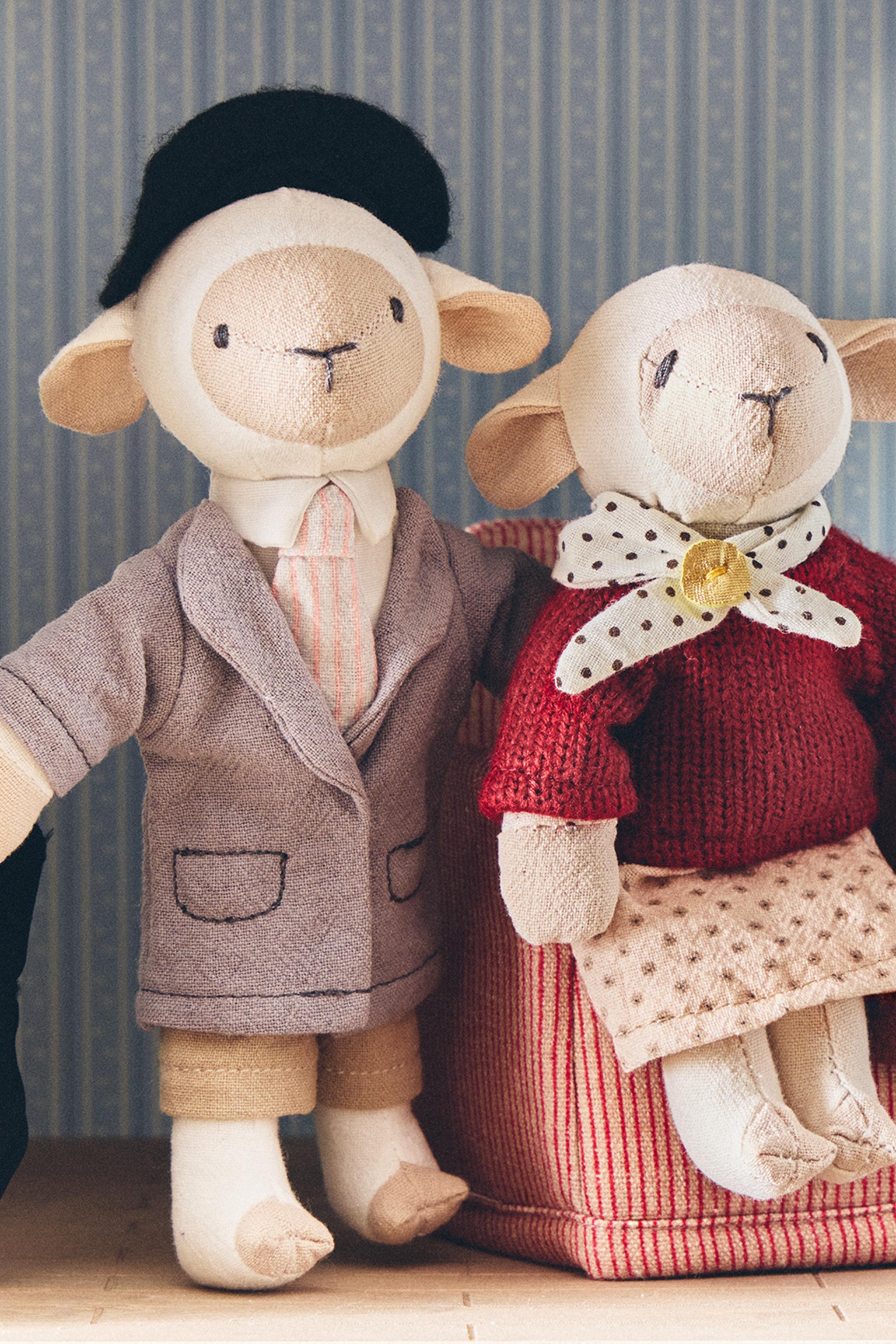 LOT DE 3 PELUCHES POUR ENFANT FAMILLE MOUTONS