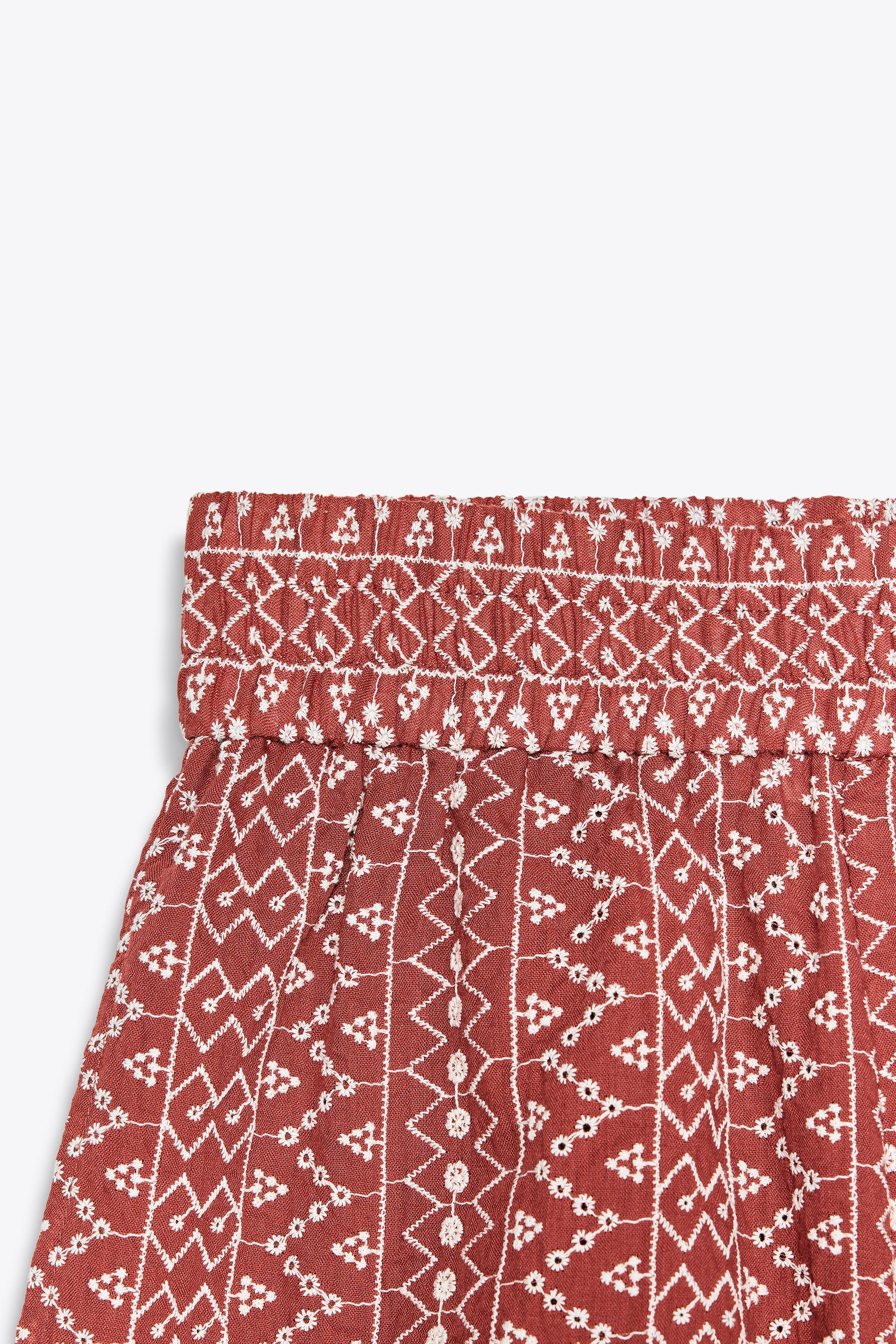 スペイン発送 ZARA パンチング刺繍スカートパンツ 今季新作！ スペイン発送 ZARA パンチング刺繍スカートパンツ 今季新作