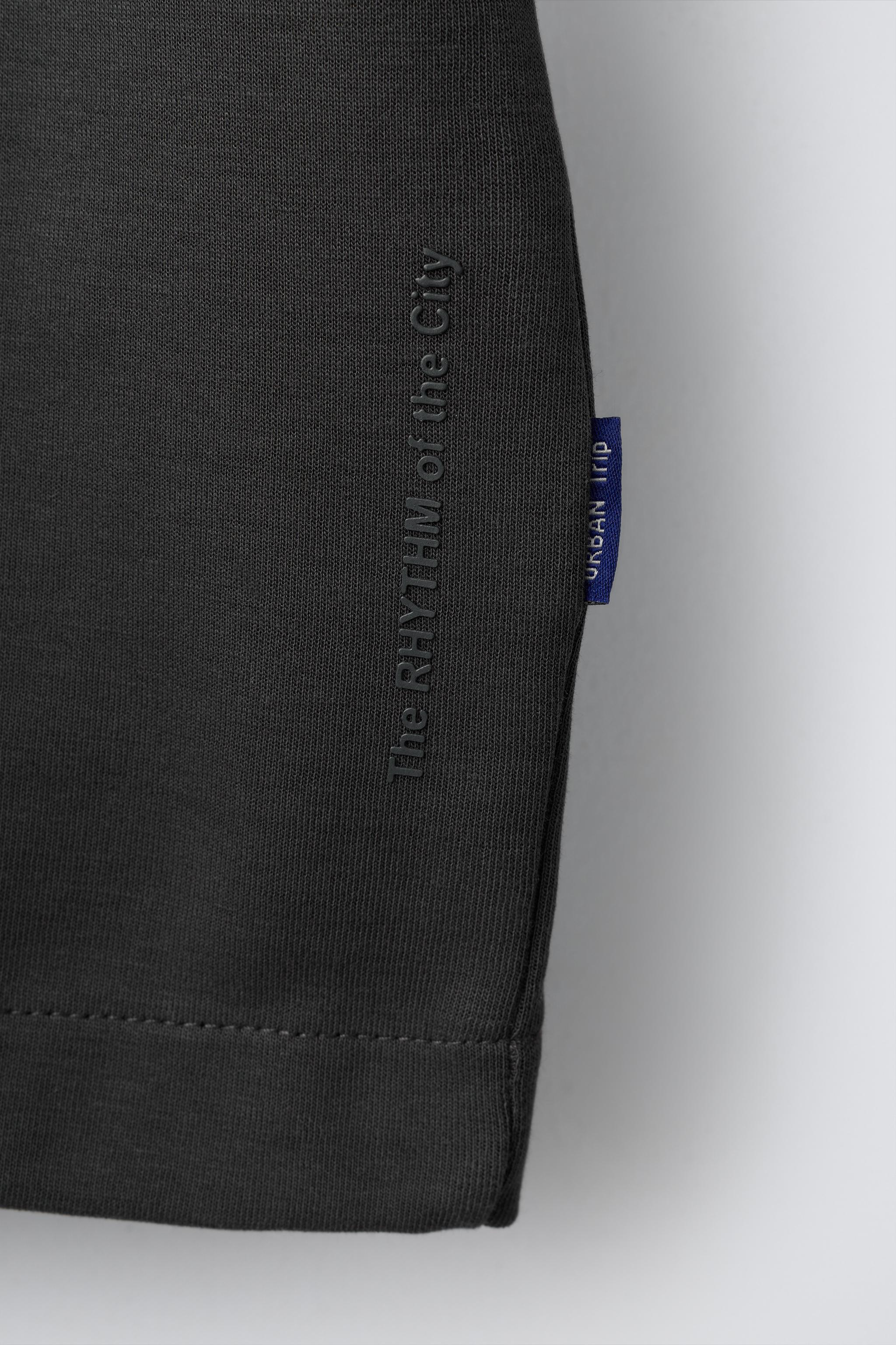 INTERLOCK T-SHIRT AND BERMUDA SET