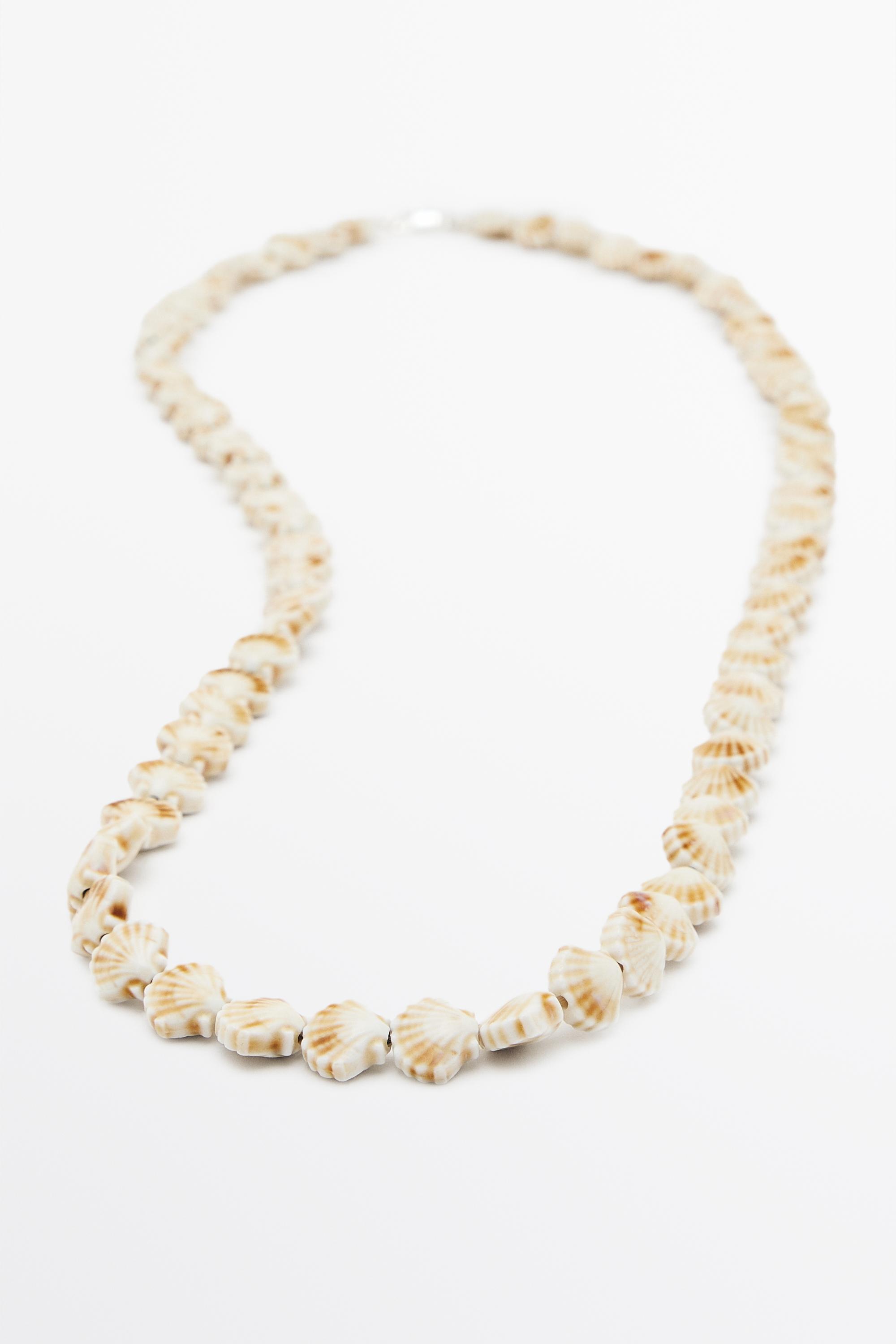 Ceramic seashell necklace — Ecru