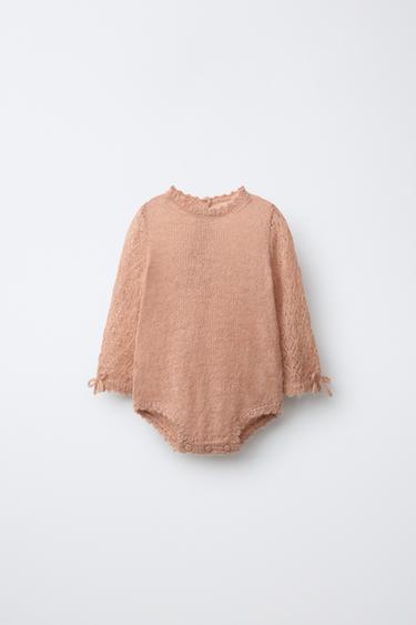 ODPRTO PLETEN PAJAC - rožnato bež od Zare