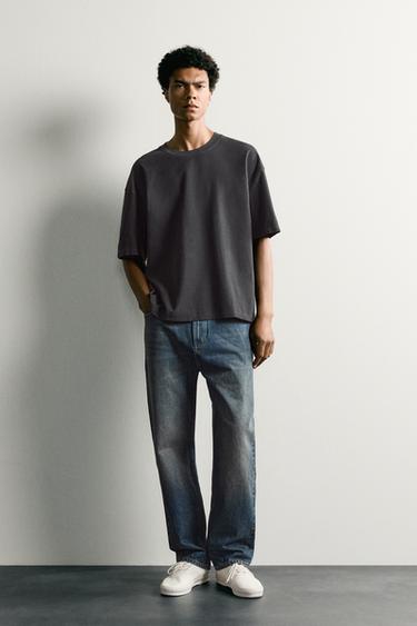 CAMISETA RELAXED FIT COSTURA - Antracita oscuro de Zara