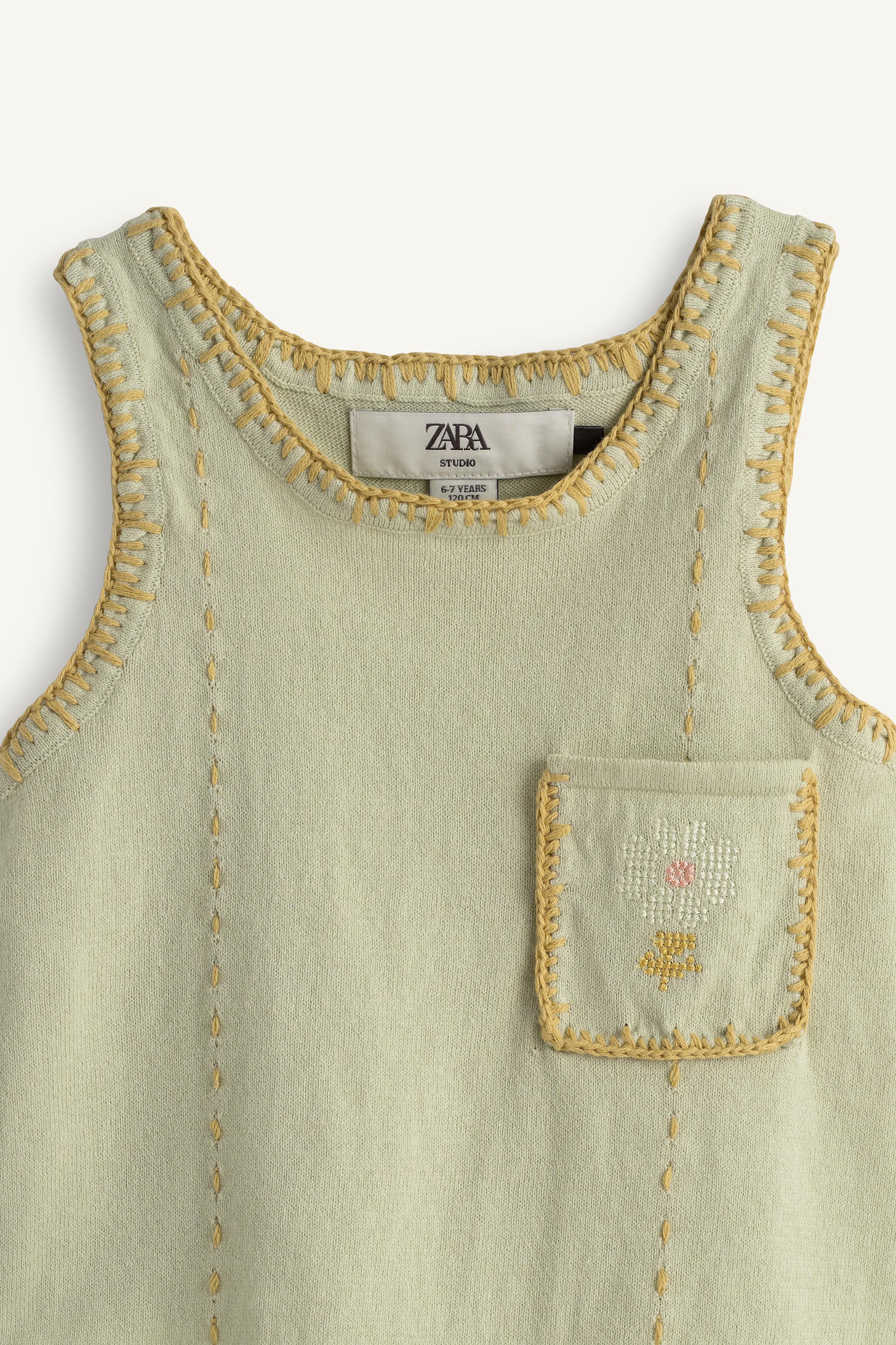 TOP EN MAILLE BRODERIES CONTRASTE ÉDITION LIMITÉE