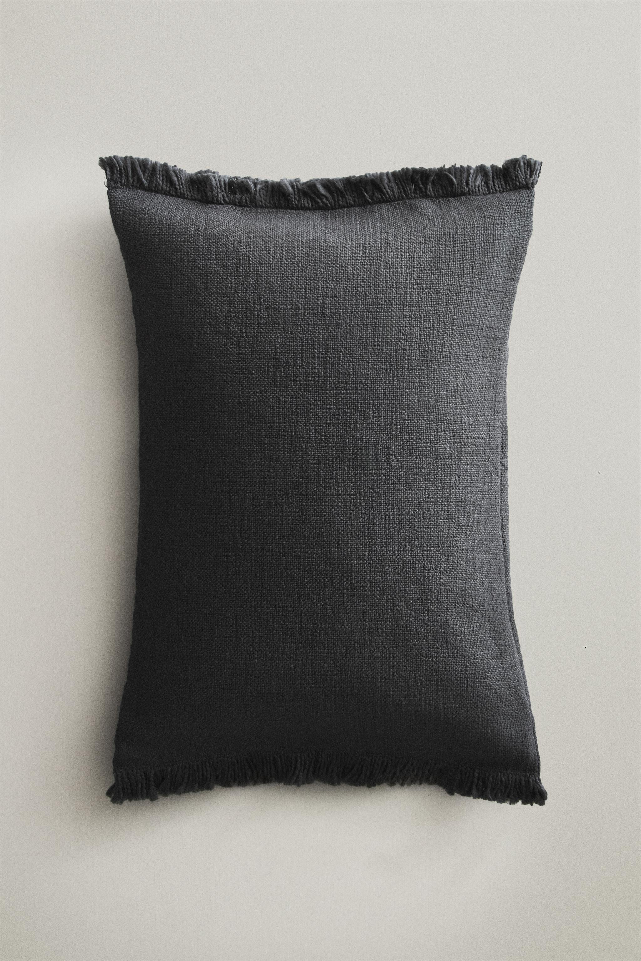ZARA  クッション3個 ジャガード 無地 展示品 Z-2603CU2 ジャカード クッションカバー | Zara Home 日本/Japan