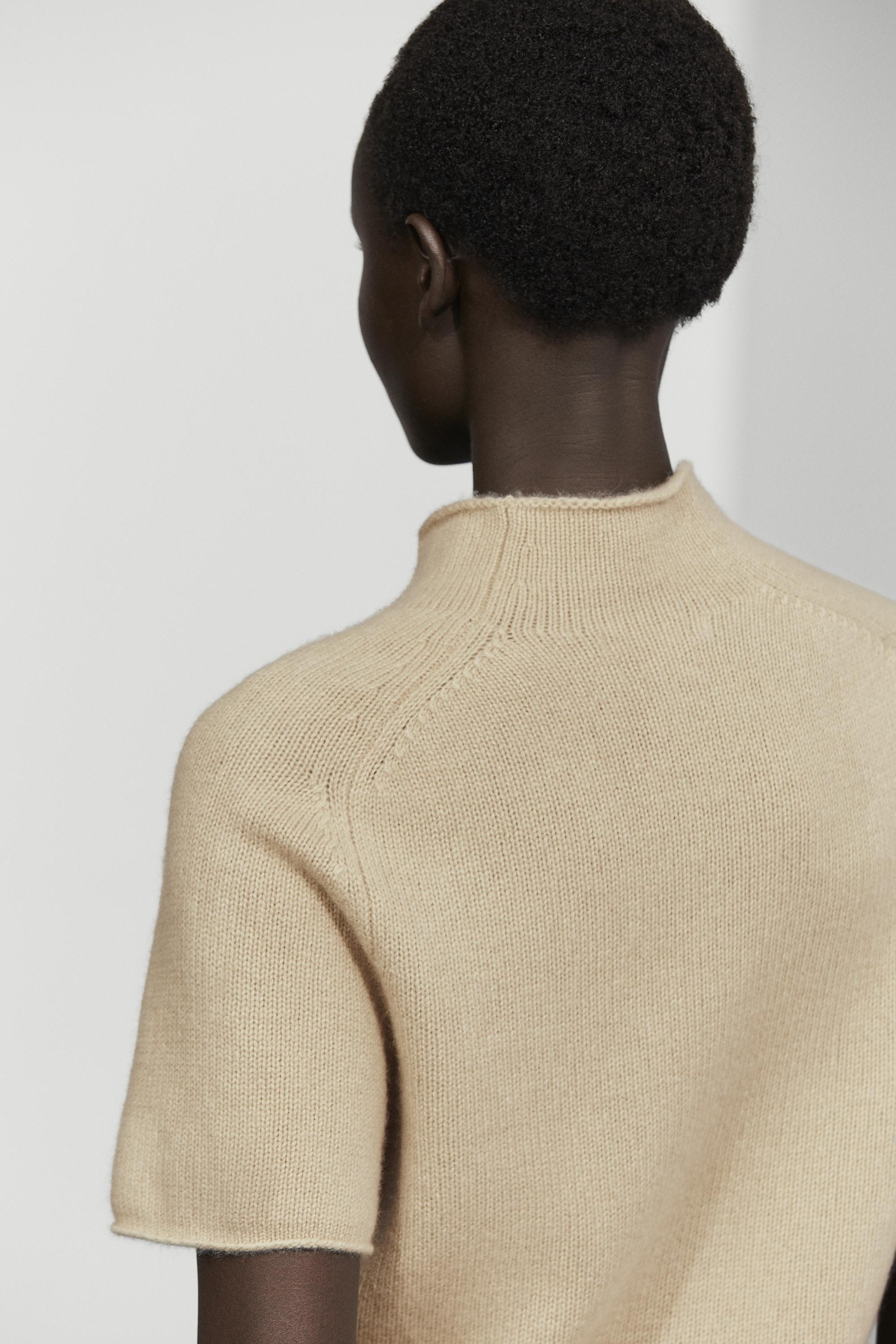 100% Cashmere Mock Turtleneck Sweater