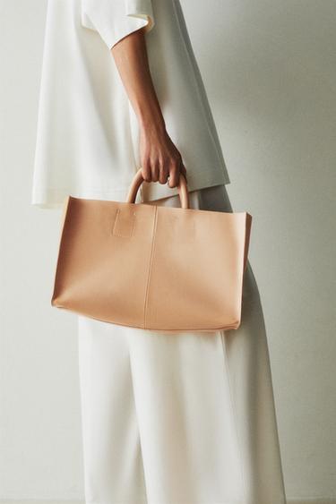 MINI SHOPPER PIEL - Beige claro de Zara