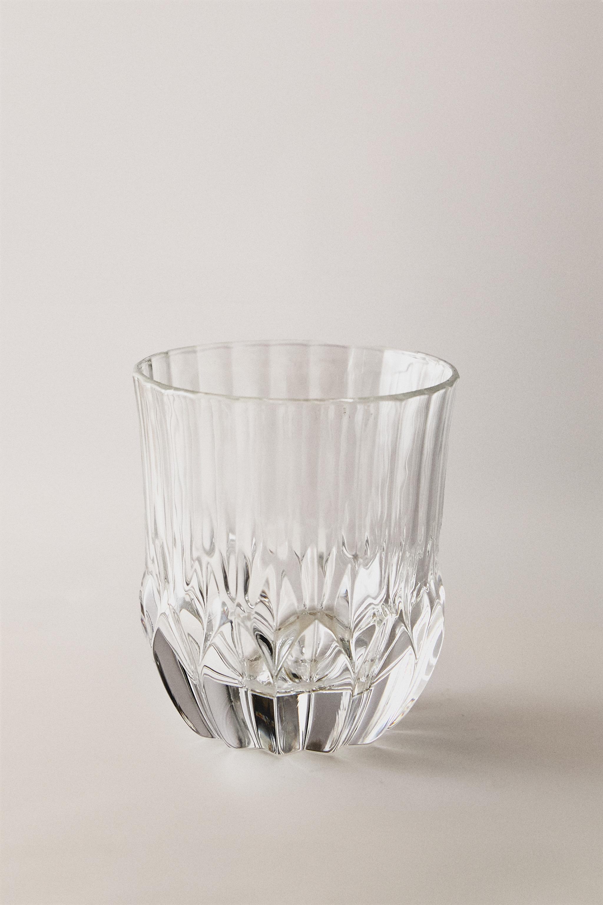 ENGRAVED-EFFECT CRYSTALLINE TUMBLER — Transparent
